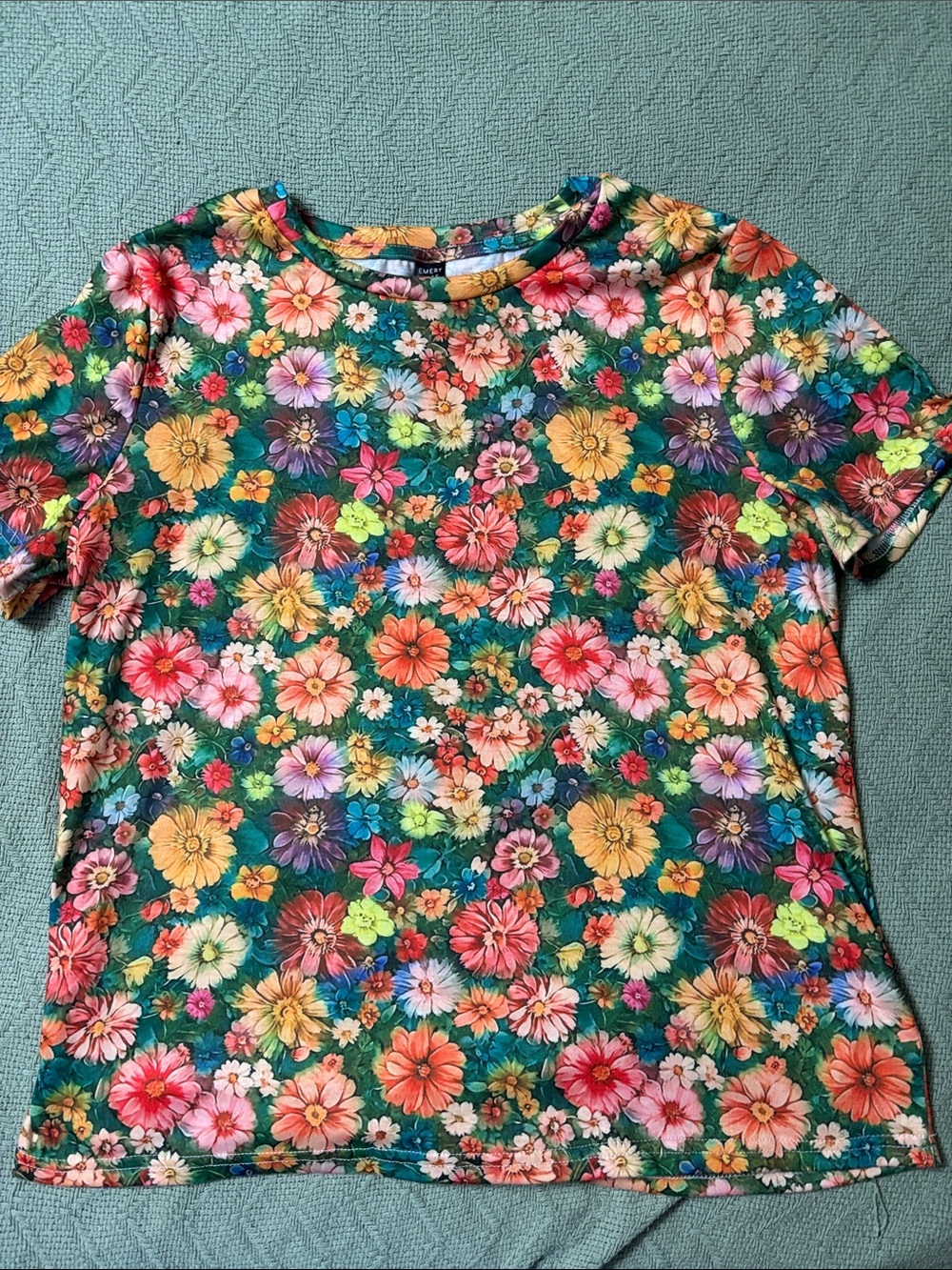 Emery Rose Green Floral Short-Sleeve Tee